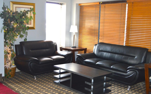 Americas Best Value Inn & Suites St. Cloud