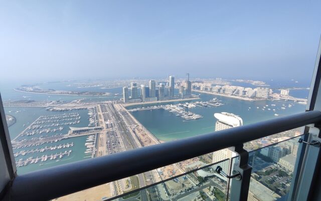 Lux BnB Princess Tower I  Palm & Ocean Views