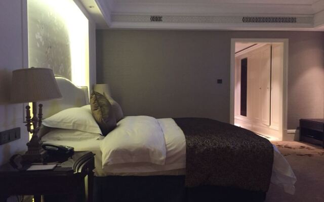 Dragon Dream Hiotel