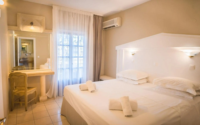 Parthenis Hotel & Suites