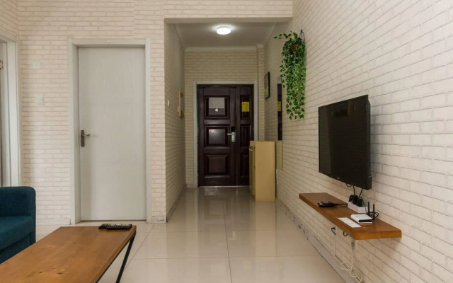 Mr. Vinegar Apartment