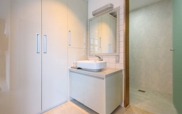 Friemily Pool Villa & Hotel