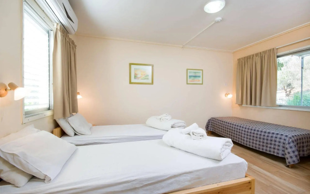 Kibbutz Inbar Country Lodging