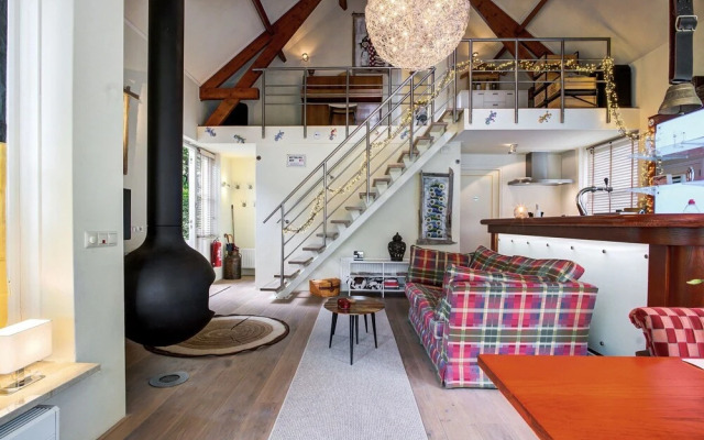 Picturesque Holiday Home in Oldenzaal with Hot Tub