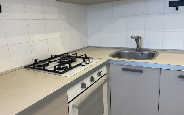 ApartLand (ApartLand) on 22 International Avenue