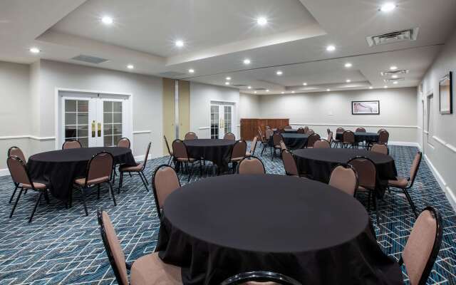La Quinta Inn & Suites by Wyndham Lubbock North