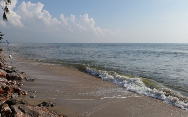 The Relaxing Room Mountain View at Baan Tew Lom Condominium Cha Am - Hua Hin