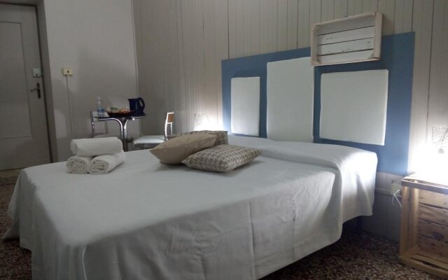 7 Rooms Turin