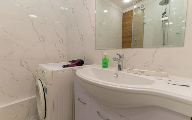 Золотой Квадрат