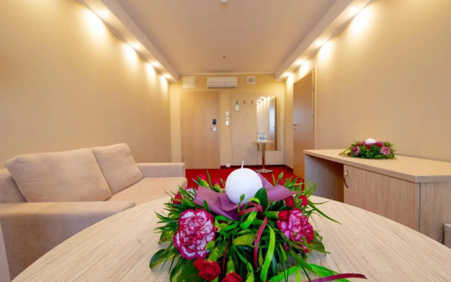 Hotel500 Tarnowo Podgorne