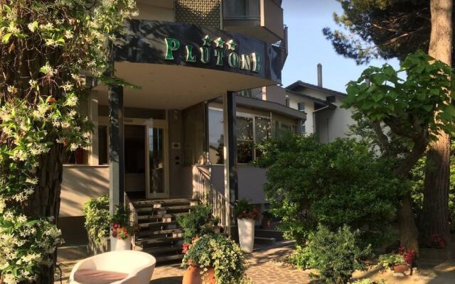 Hotel Plutone