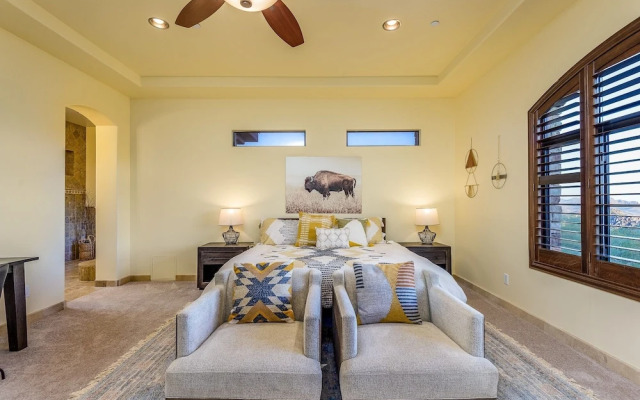 Casa Sunridge 5 Bedroom Home by Redawning