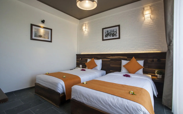 Hoi An Silk River Villa