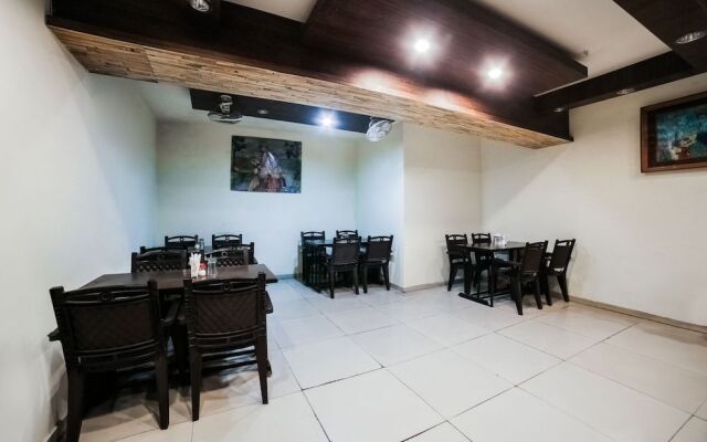 Treebo Trip Vaishali by OYO Rooms