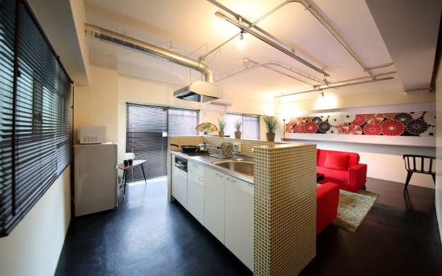 Studio Minamisenba201