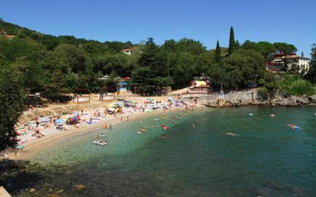 Apartman Halugica