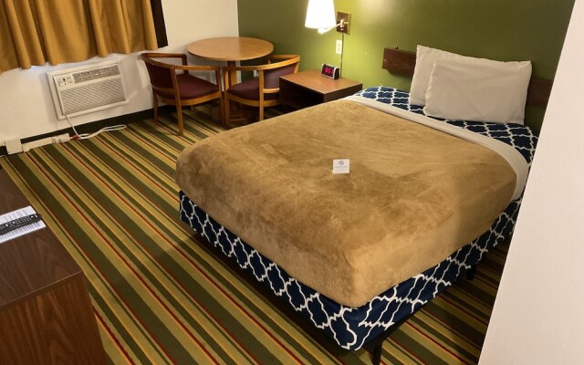 Budget Host Inn Buffalo