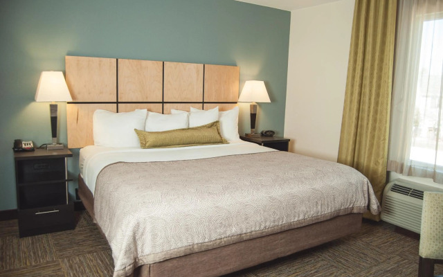 Candlewood Suites Fort Collins by IHG