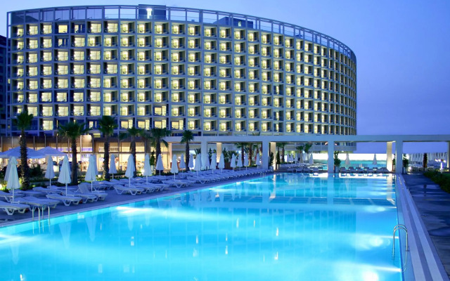 Crystal Centro Resort