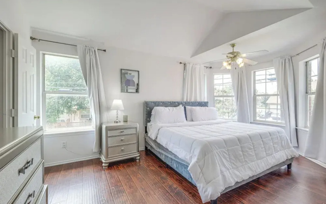 3 Mi to Dfw: Pet-friendly Euless Home