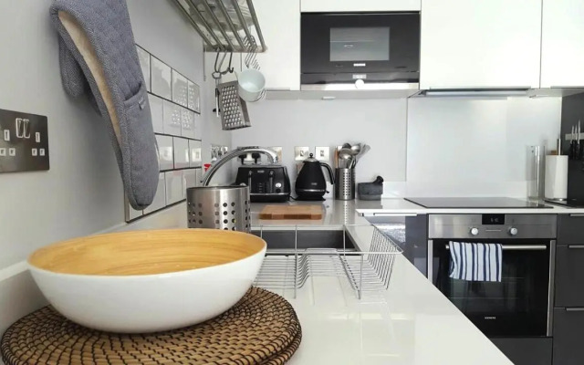 Great Northern Road Apartment