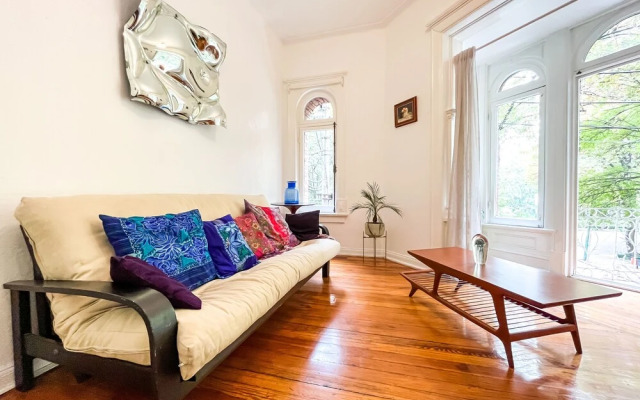 Deco Housing Luxury Rentals in Roma Norte