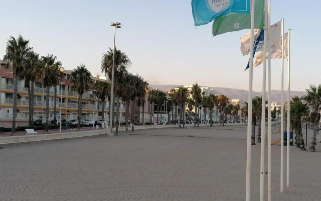 Apartamento ROQUETAS DE MAR MUY CERCA PLAYA