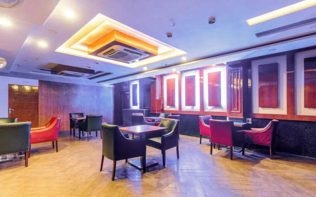 Treebo Premium Vinnie - Near Airport