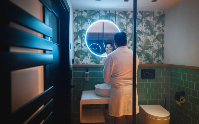 KONCEPT Hotel International