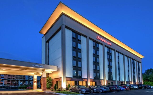 Hampton Inn Charlotte - University Place