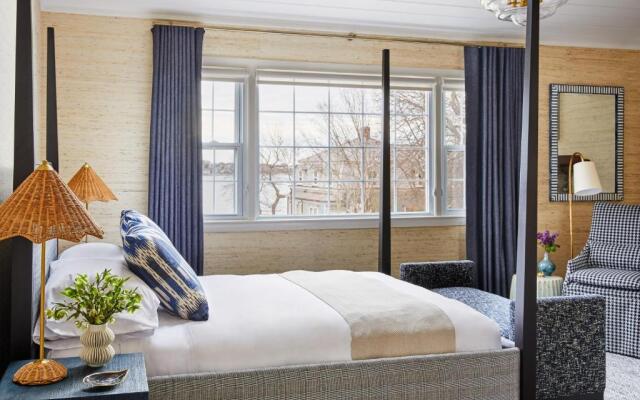 Cliffside Inn