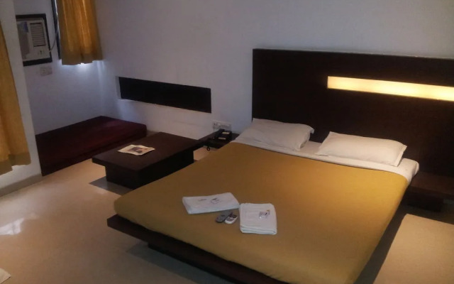 Silver Sands Beach Resort