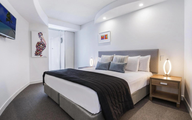 Mantra Sirocco Resort – Guest Rooms – Mooloolaba