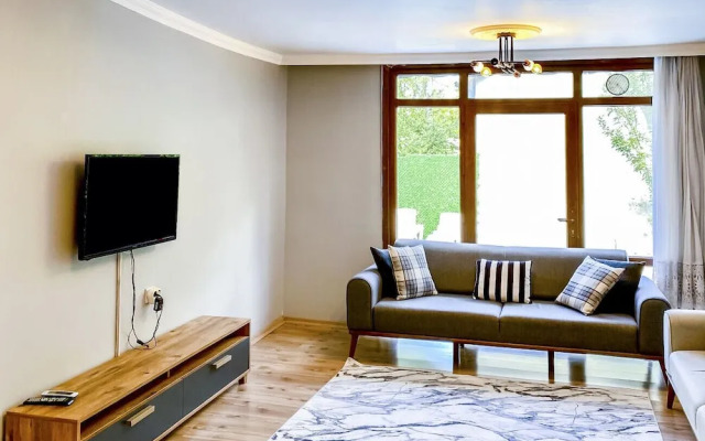 Peaceful Home With Private Pool and BBQ in Sapanca