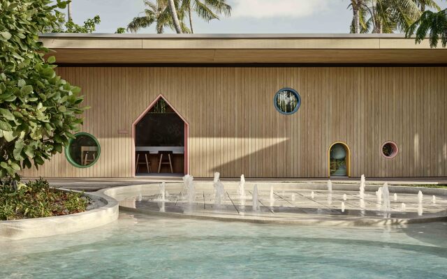 Patina Maldives, Fari Islands