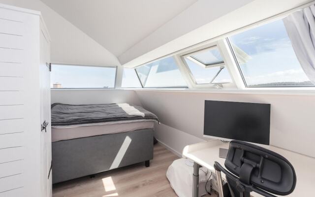 Beachhouse 24