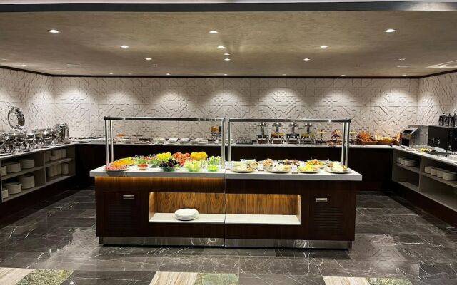 DoubleTree by Hilton Yuksekova