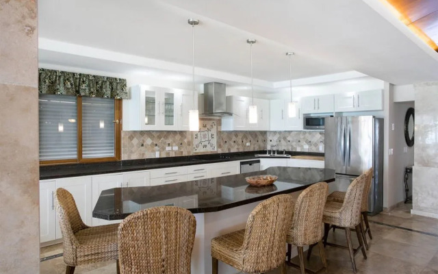 Dream Villa Simpson Bay-650