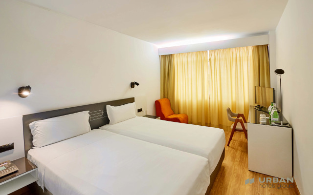 Urban Hotel Amadeos