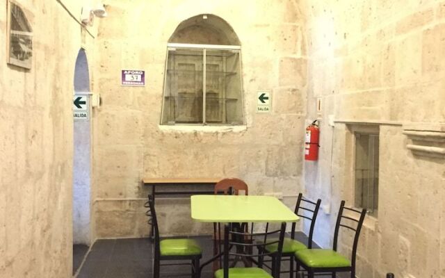 Hostal Achiyaku