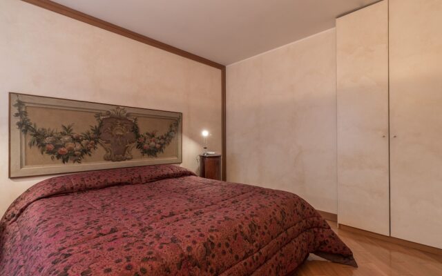 La Fenice Theatre Exclusive Flat