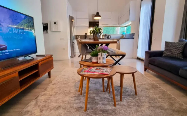 Suelo Flat Villa for Family