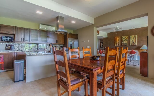 Condo De Golf by Vallarta Rentals