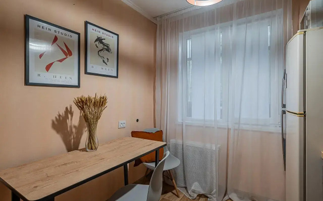 Апартаменты Гранат на улице Академика Бардина 12