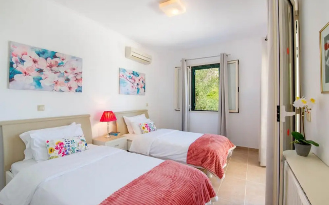 Beach House Sophia in Paxi