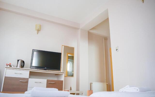 Di Angolo Apartments