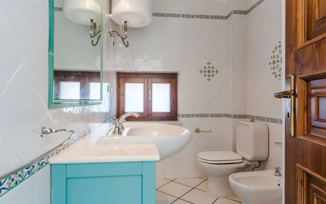 Margi Capomulini Home