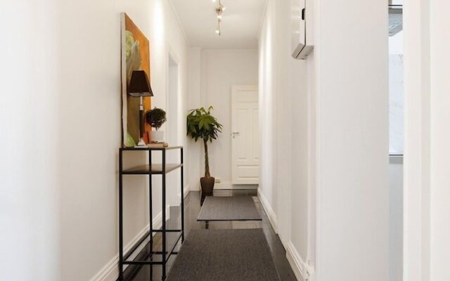 2 bedroom apartment 8 guests
