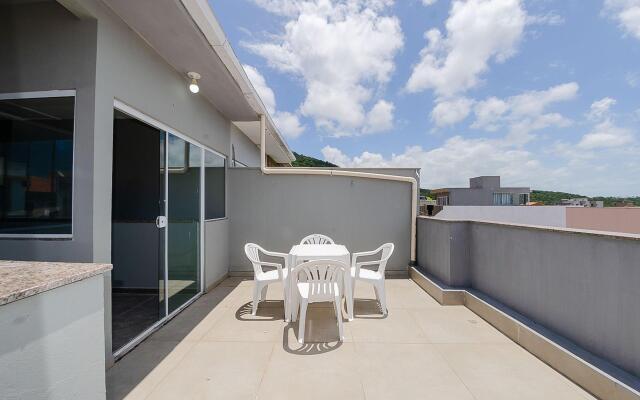 Casa ampla c/ churrasqueira nos Ingleses CRL001