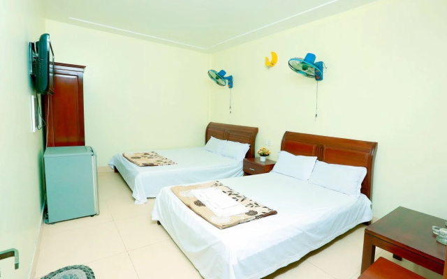 Cat Ba Rainbow Travel & Hotel
